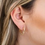 brinco_argola_coracao_grande_com_micro_zirconia_semijoia_ouro_18k_18573_3_bac3759e2b9b191e1ece6e7dd9e9d7d2
