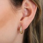 brinco_argola_tres_fileiras_com_zirconias_semijoia_ouro_18k_18579_2_fddb90f4edd18ccde13623c0addbf58f