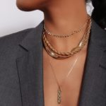 colar_plaquinha_luck_na_vertical_com_zirconias_semijoia_ouro_18k_17881_2_d493173238070b3a3ef2d7c45ddb31cc